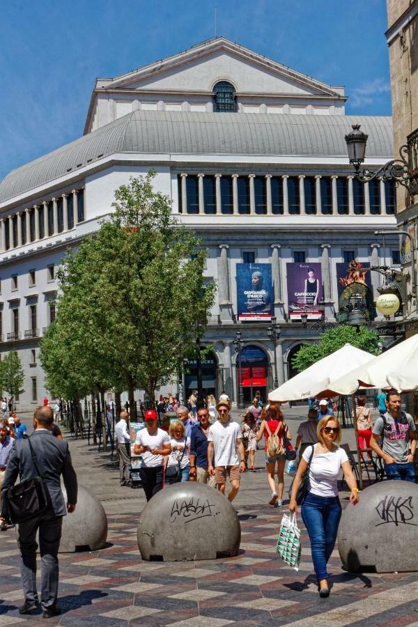 Arenal Suites Puerta Del Sol Madrid Exteriér fotografie